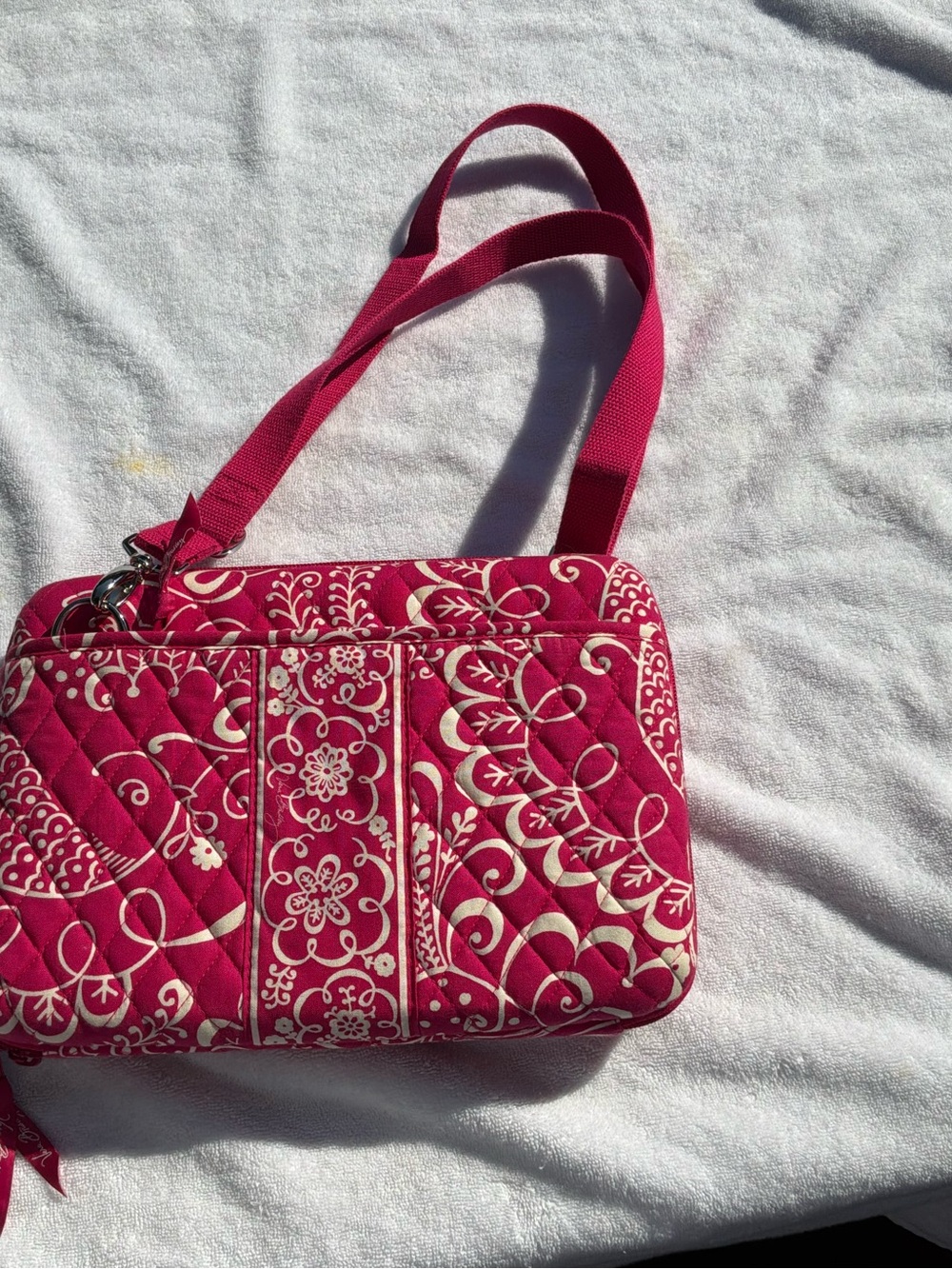 Very Bradley Twirly Bird Pink Hard shell tablet tote. 11.5x8